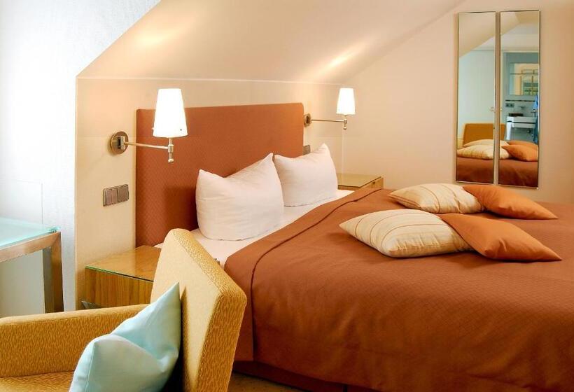 Номер Стандарт, Restaurant Hotel Maien