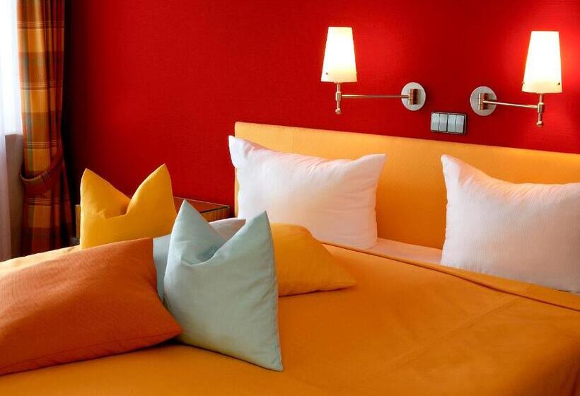 Номер Стандарт, Restaurant Hotel Maien