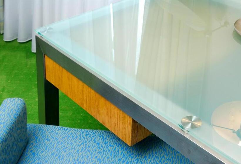 Номер Стандарт Индивидуальный, Restaurant Hotel Maien