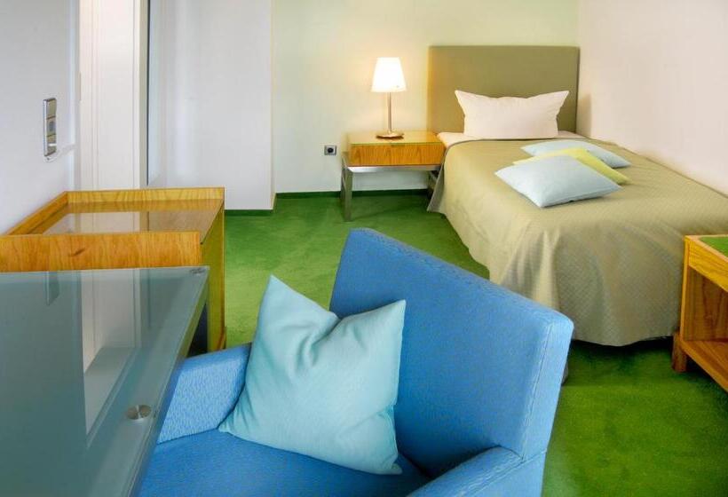 Номер Стандарт Индивидуальный, Restaurant Hotel Maien