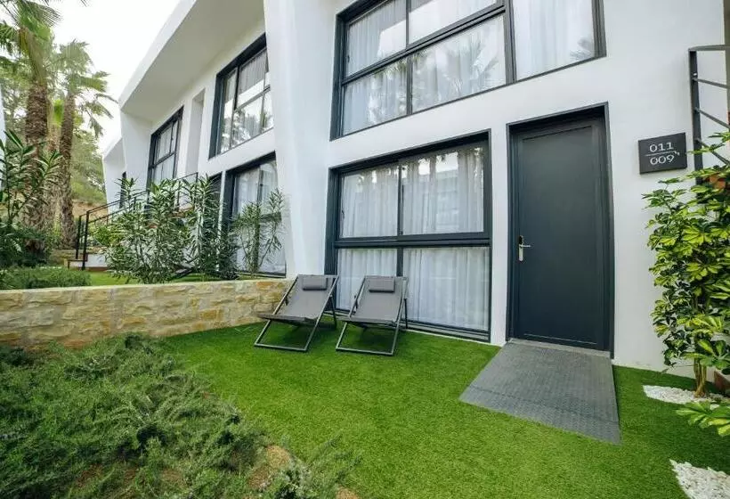 اتاق استاندارد برای معلولان, Alannia Salou