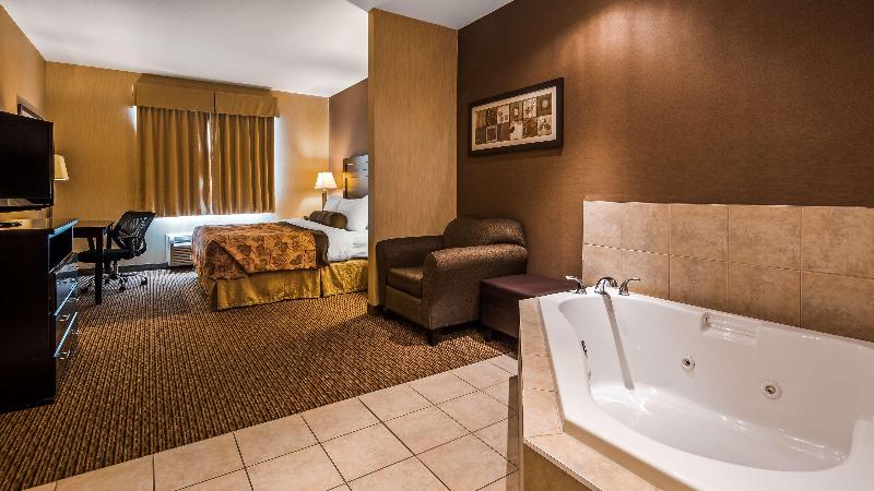 Люкс Кровать Кинг, Best Western Plus Estevan Inn & Suites