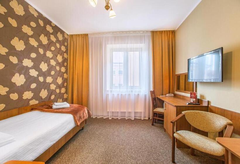 غرفة قياسية فردية, Bristol