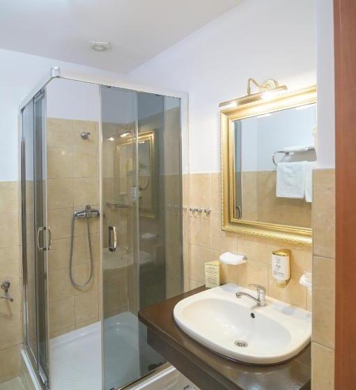 デラックストリプルルーム, Centrum Ulan Spa