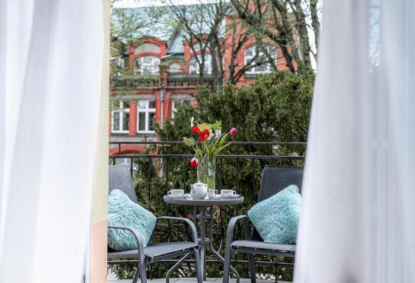 带1个卧室的公寓, Cis