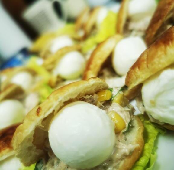 标准单人间, Cis