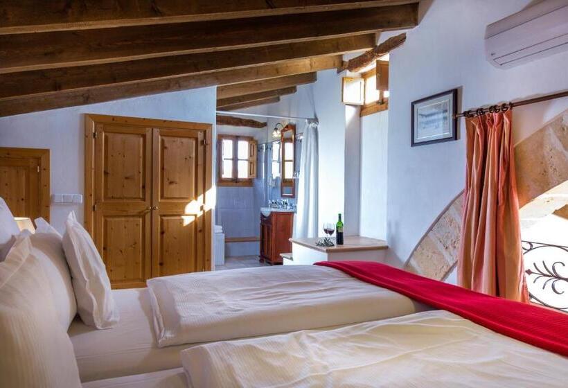 メゾネットスイート, Finca Can Estades