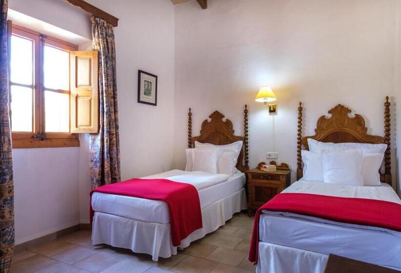 メゾネットスイート, Finca Can Estades