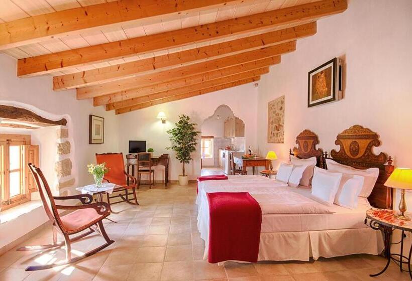 ジュニアスイート, Finca Can Estades