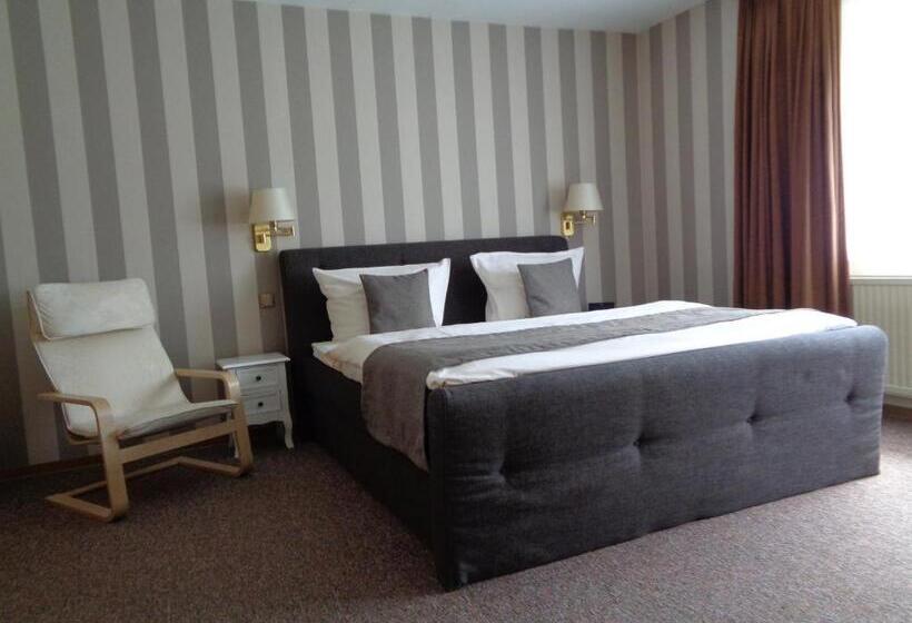 バルコニー付きスタンダードルーム, Garni Eichhornkobel