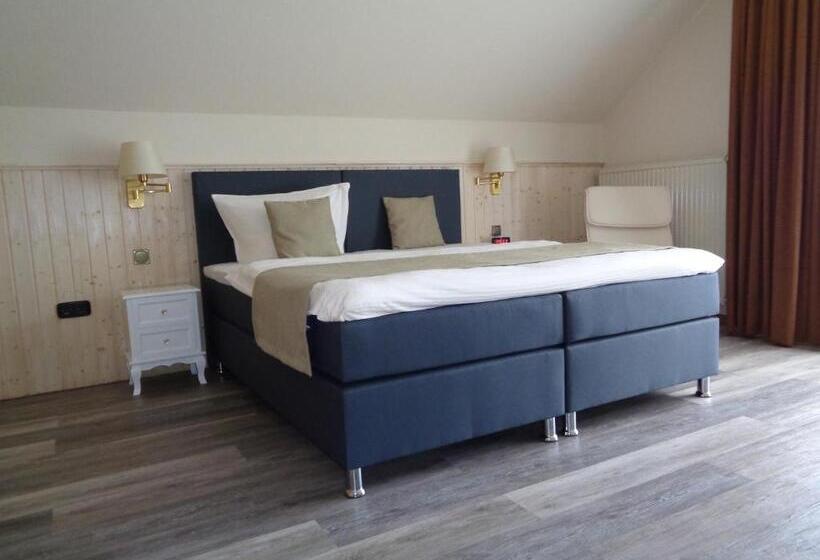 Quarto Estandar com Sacada, Garni Eichhornkobel