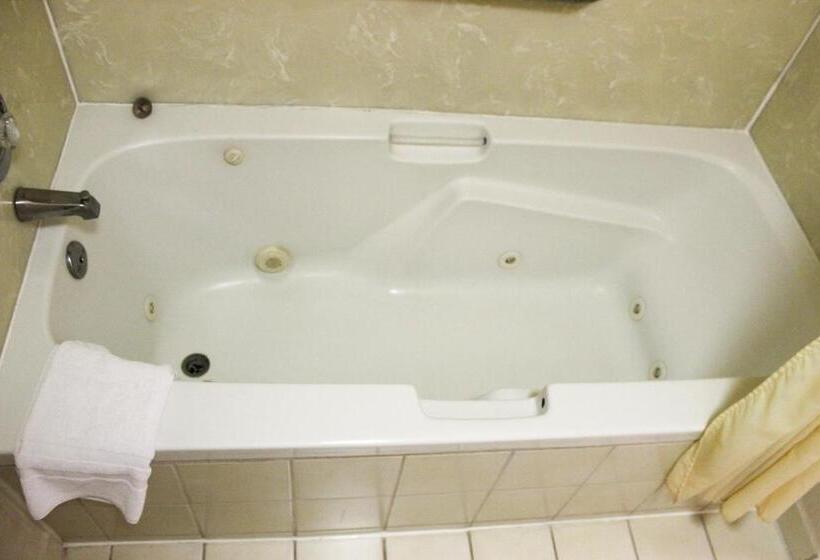 جناح مزود بجاكوزى, Hawthorne's Best Inn