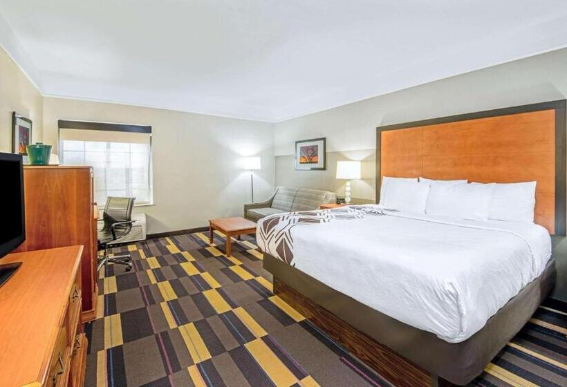 جناح ديلوكس سرير كينج, La Quinta By Wyndham Oklahoma City   Moore
