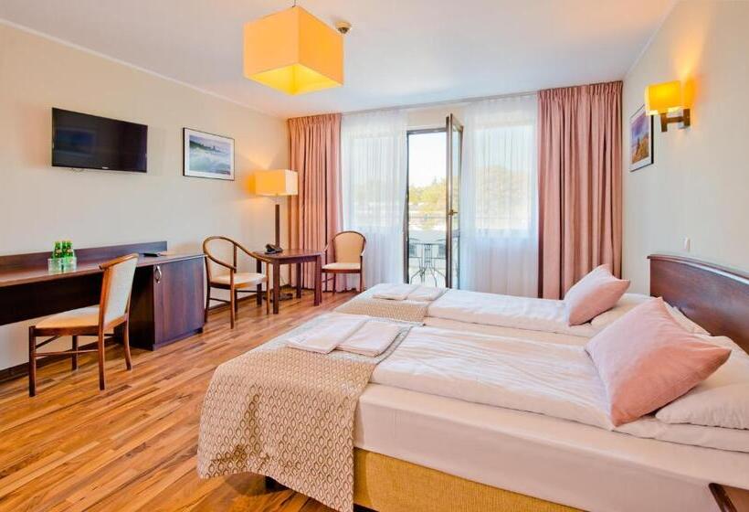 四人标准间, Olymp Ii