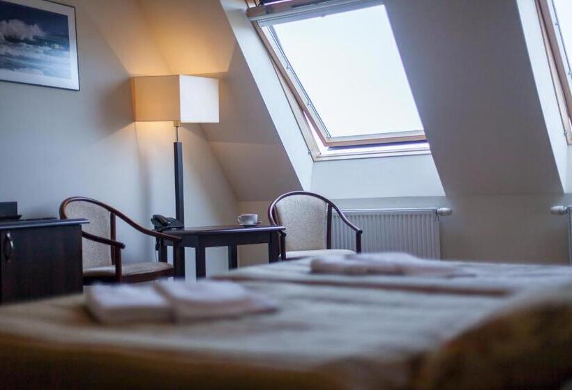 经济型三人房间, Olymp Ii