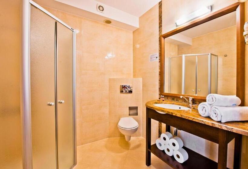 经济型三人房间, Olymp Ii