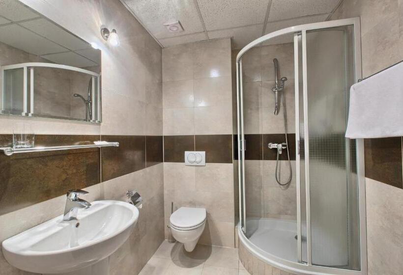 スタンダードルーム, Renesans