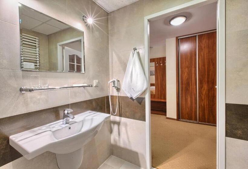 スタンダードルーム, Renesans