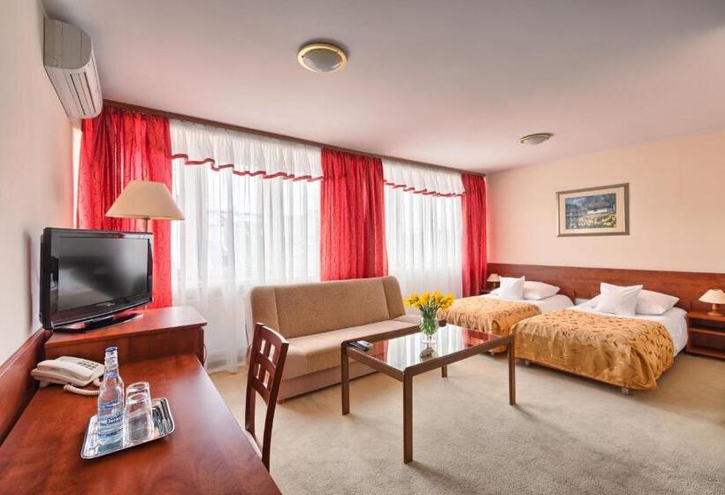 スタンダードルーム, Renesans