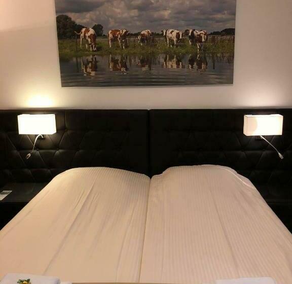 غرفة إقتصادية, Restaurant   Cafe  Geertien