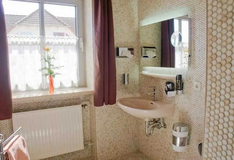 اتاق استاندارد, Restaurant Kastanienhof Lauingen