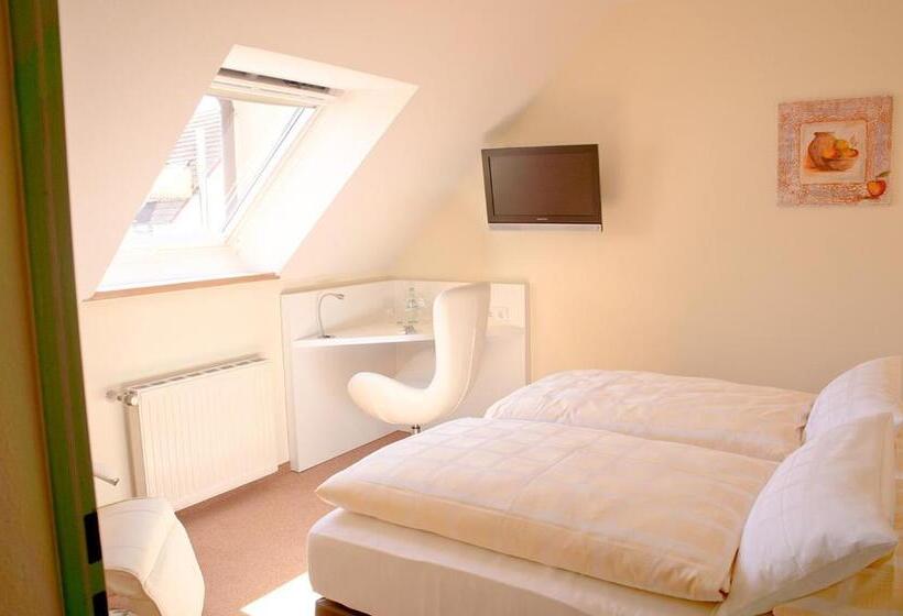 Номер Стандарт, Restaurant Kastanienhof Lauingen