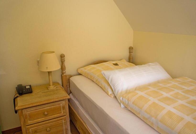 Номер Стандарт, Restaurant Kastanienhof Lauingen