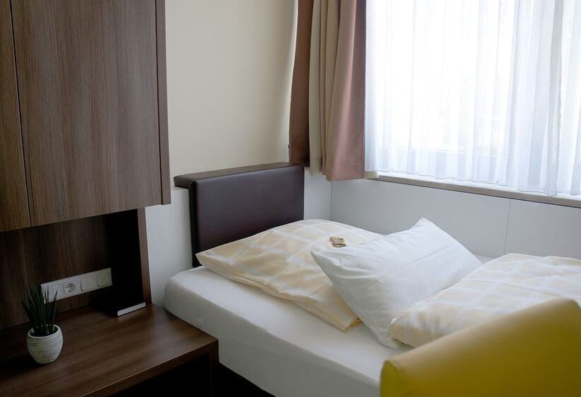 Номер Стандарт Индивидуальный, Restaurant Kastanienhof Lauingen