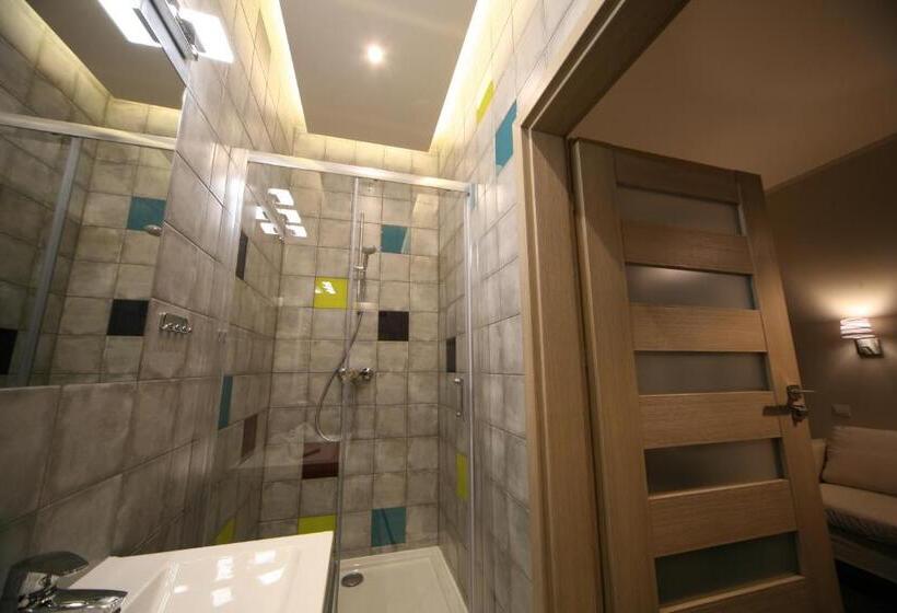 آپارتمان سوپریور 1 خوابه, Seven 7