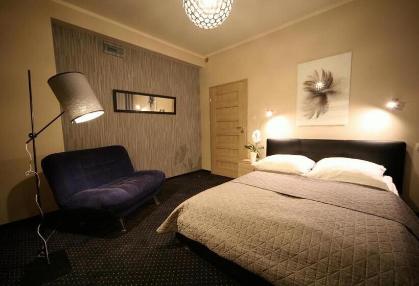 آپارتمان سوپریور 1 خوابه, Seven 7