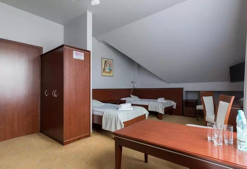 اتاق استاندارد سه نفره, Skalite Spa & Wellness
