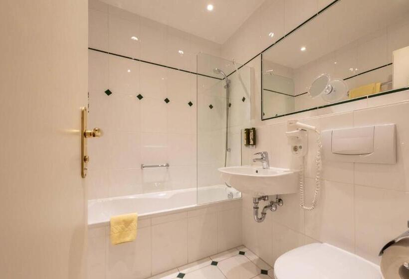 חדר סטנדרט, Vollmann