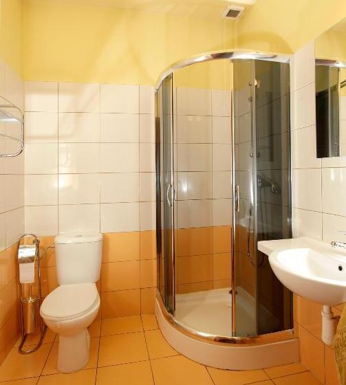 اتاق استاندارد چهار تخته, Motel Na Skarpie