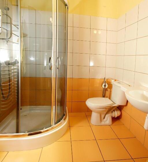 اتاق استاندارد یک نفره, Motel Na Skarpie