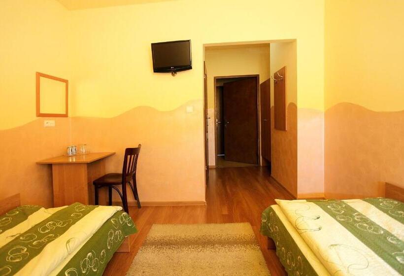 اتاق استاندارد, Motel Na Skarpie