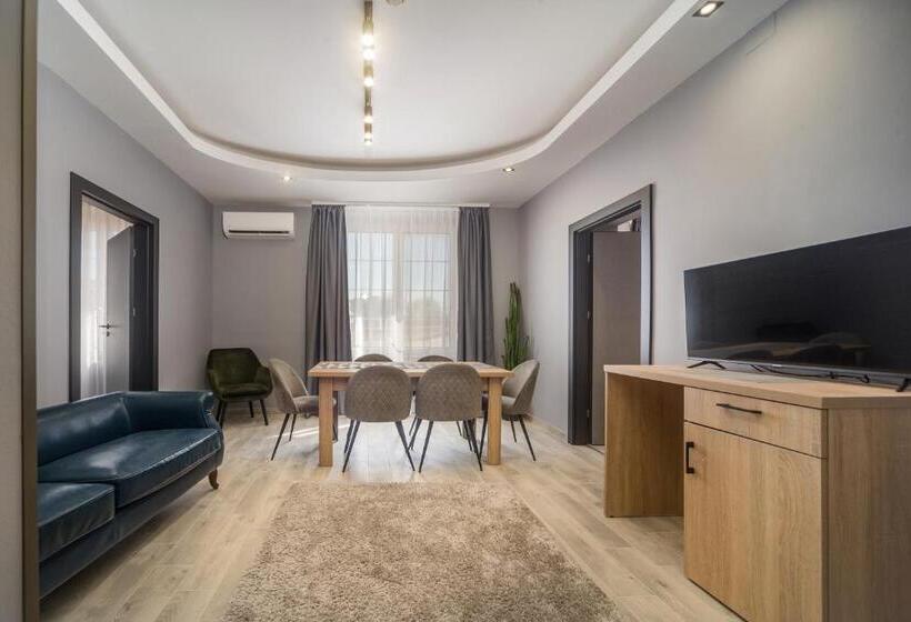 1 Bedroom Apartment, Park Hotel Ambrózia