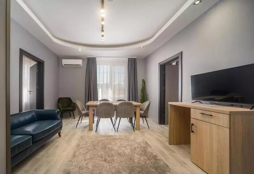 1 Bedroom Apartment, Park Hotel Ambrózia