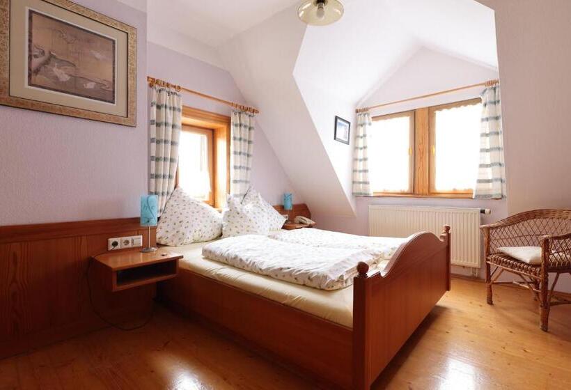 スタンダード４人部屋, Gasthof Schiff