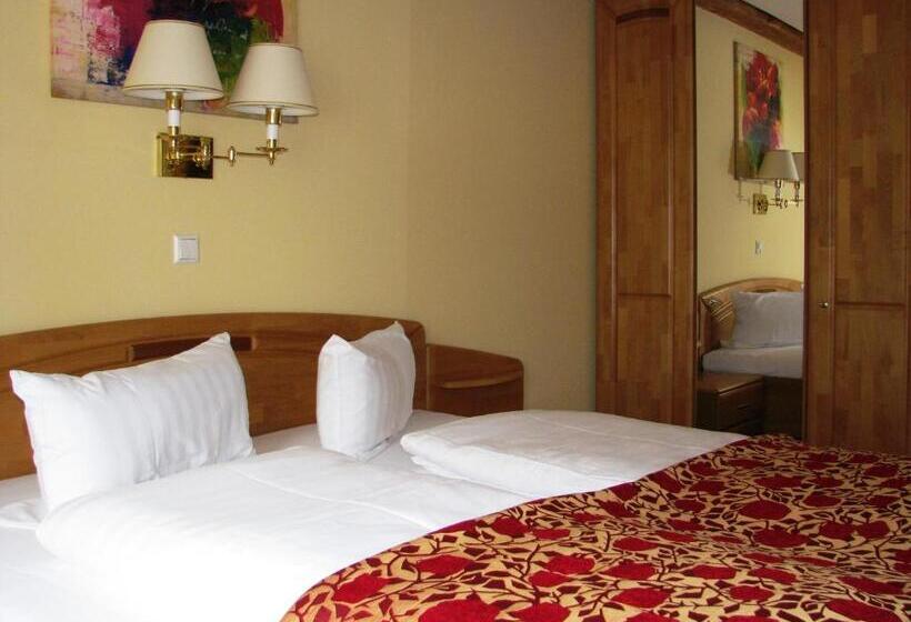 Номер Стандарт, Wellnesshotel & Restaurant Hexenschopf