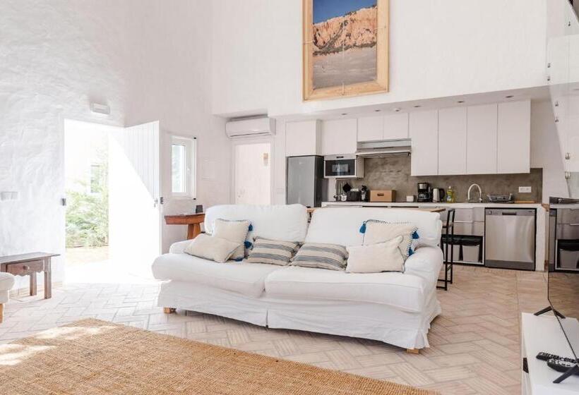 וילה עם חדר שינה אחד ובריכת שחיה, Casa Das Cegonhas