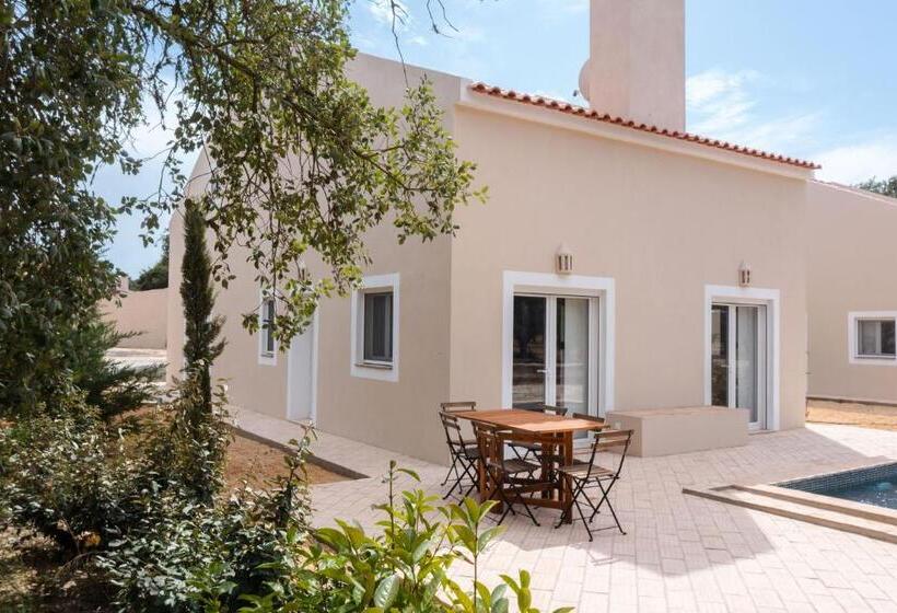 Вилла с 1 спальней и бассейном, Casa Das Cegonhas