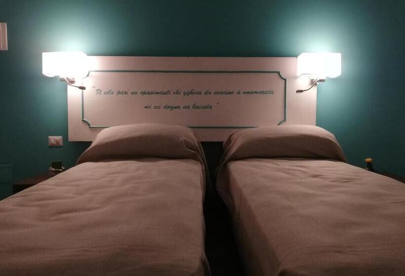 스탠다드 룸, Miti Dello Stretto B&b