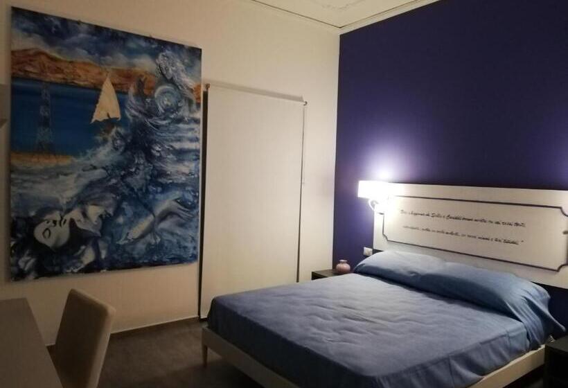 غرفة قياسية مطلّة علي البحر, Miti Dello Stretto B&b