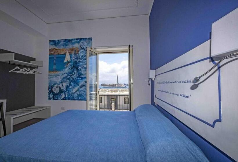 غرفة قياسية مطلّة علي البحر, Miti Dello Stretto B&b