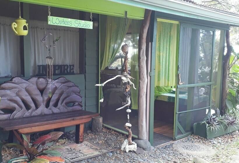 إستديو عائلى, Dragonfly Ranch