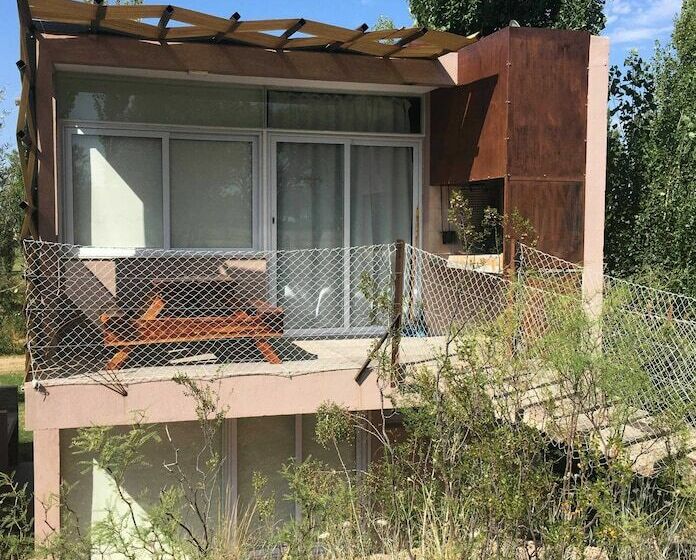 کلبه دلوکس, Finca La Escondida San Rafael