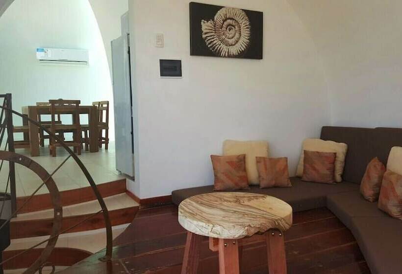 کابین, Finca La Escondida San Rafael