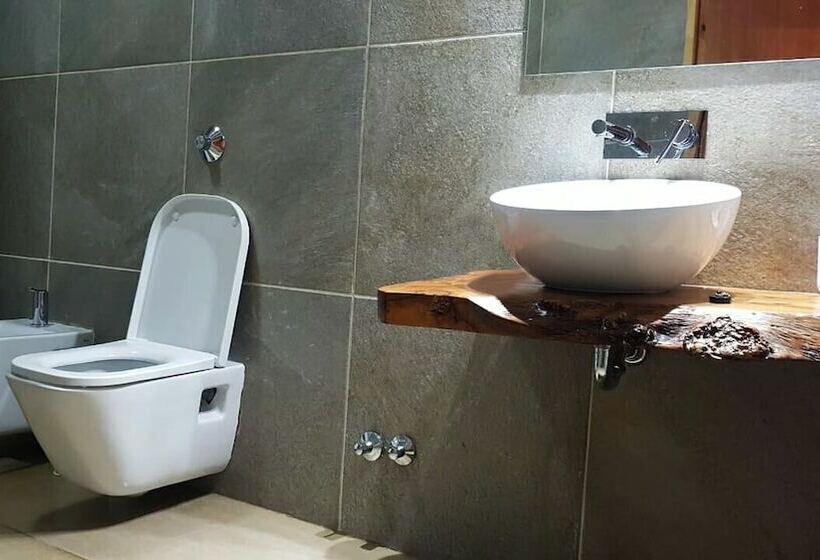 کابین, Finca La Escondida San Rafael