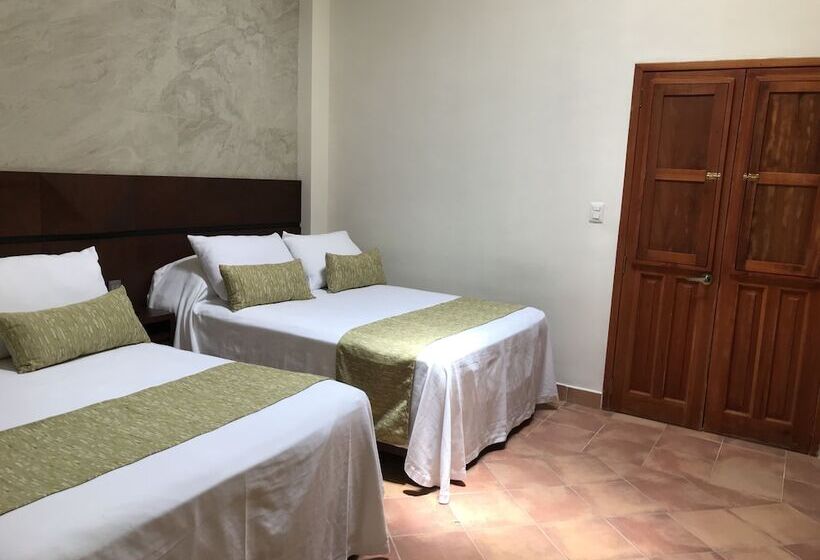 اتاق خانوادگی, Casa De La Asunción