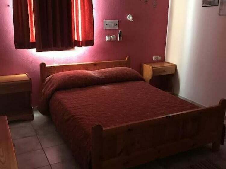 家庭间, Pension Nikos